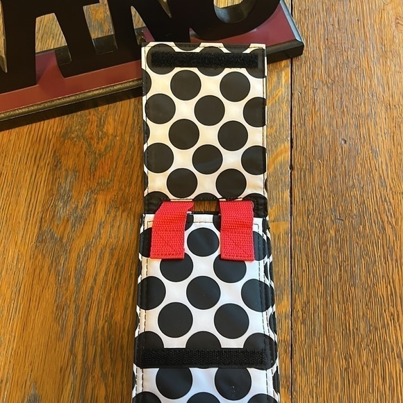 Thirty One wine bag insulated with handles & VINO wooden self standing sign - Picture 14 of 16